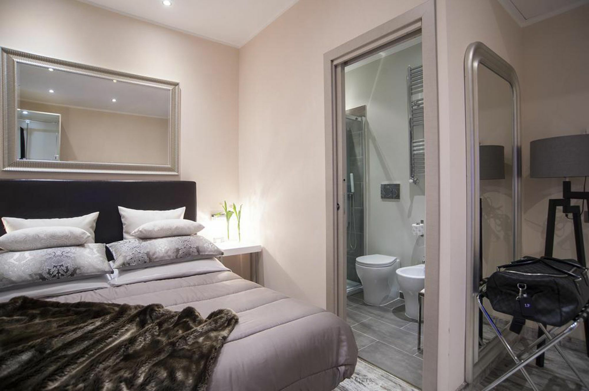Colonna 18 By Ghor Hotel Rome Exterior photo